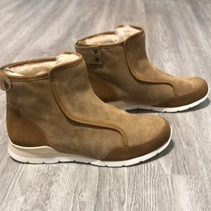 UGG Women’s Laurelle